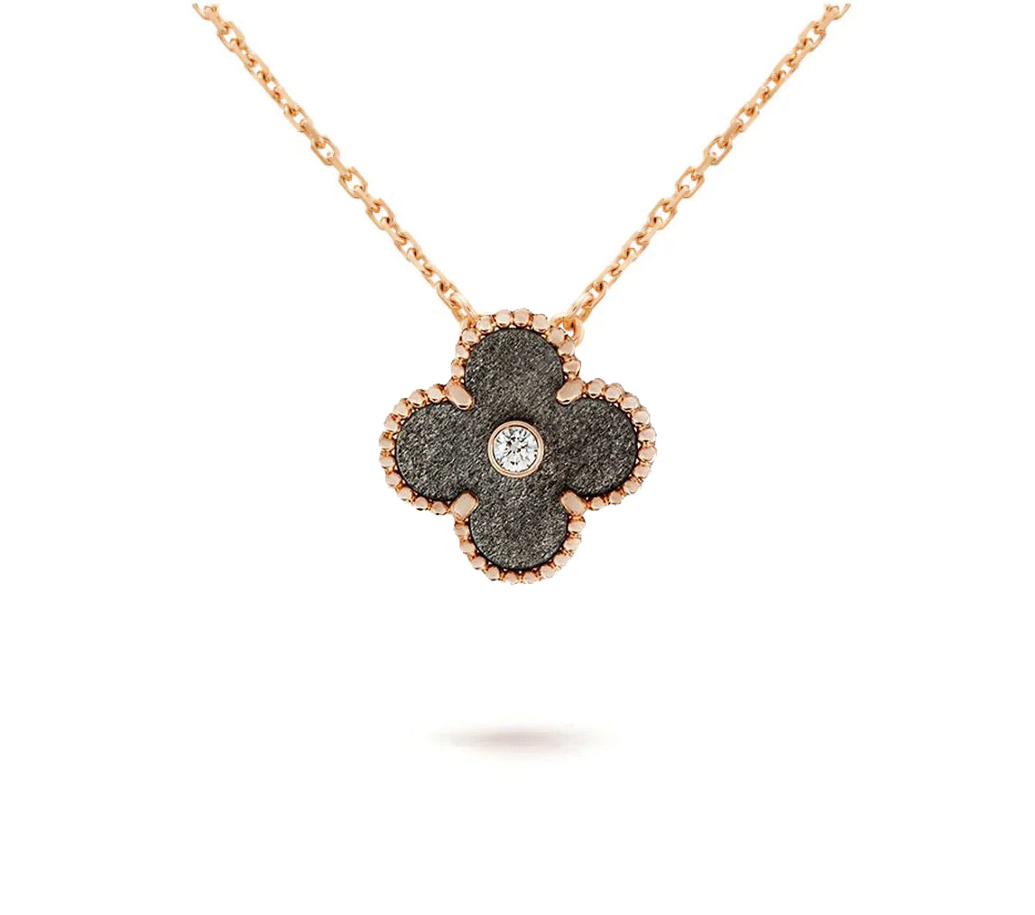 [⭐Aura ]CHRISTMAS LIMITED EDITION NECKLACE COLLECTION