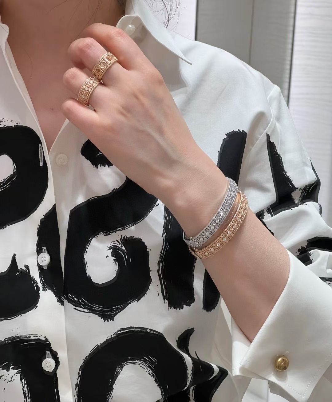 [Aura ] 2026 WOVEN-PATTERN BRACELET SET WITH FULL DIAMOND INLAY THREE-COLORS