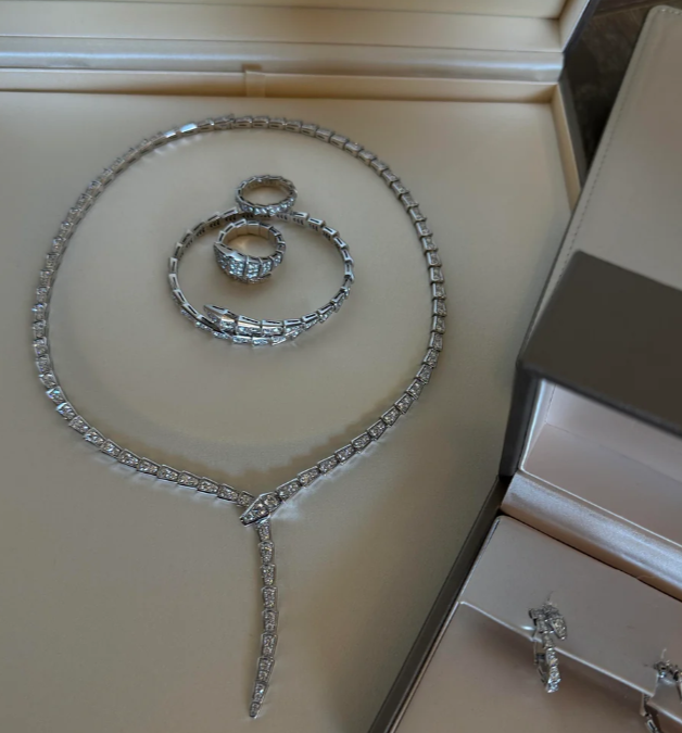 [⭐Veya]NEU! SERPENT DIAMANT-HALSKETTE
