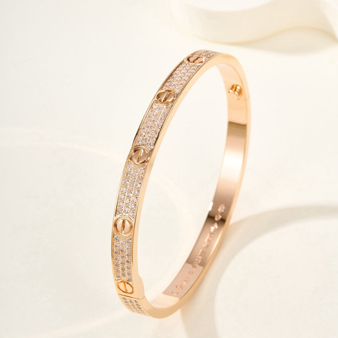 Aura LOVE BRACELET 4.8MM DIAMOND-PAVED