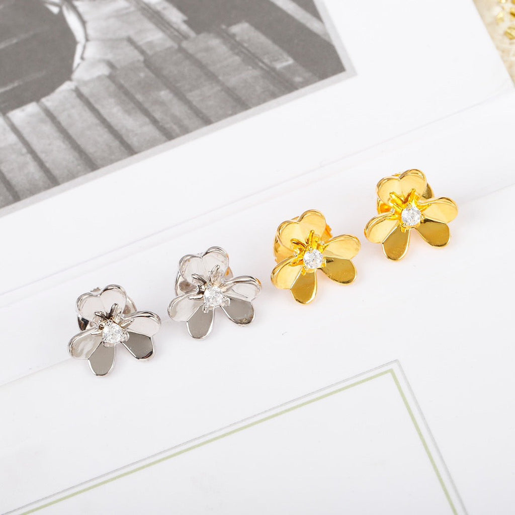 Aura FRIVOLE MINI FLOWER EARRINGS
