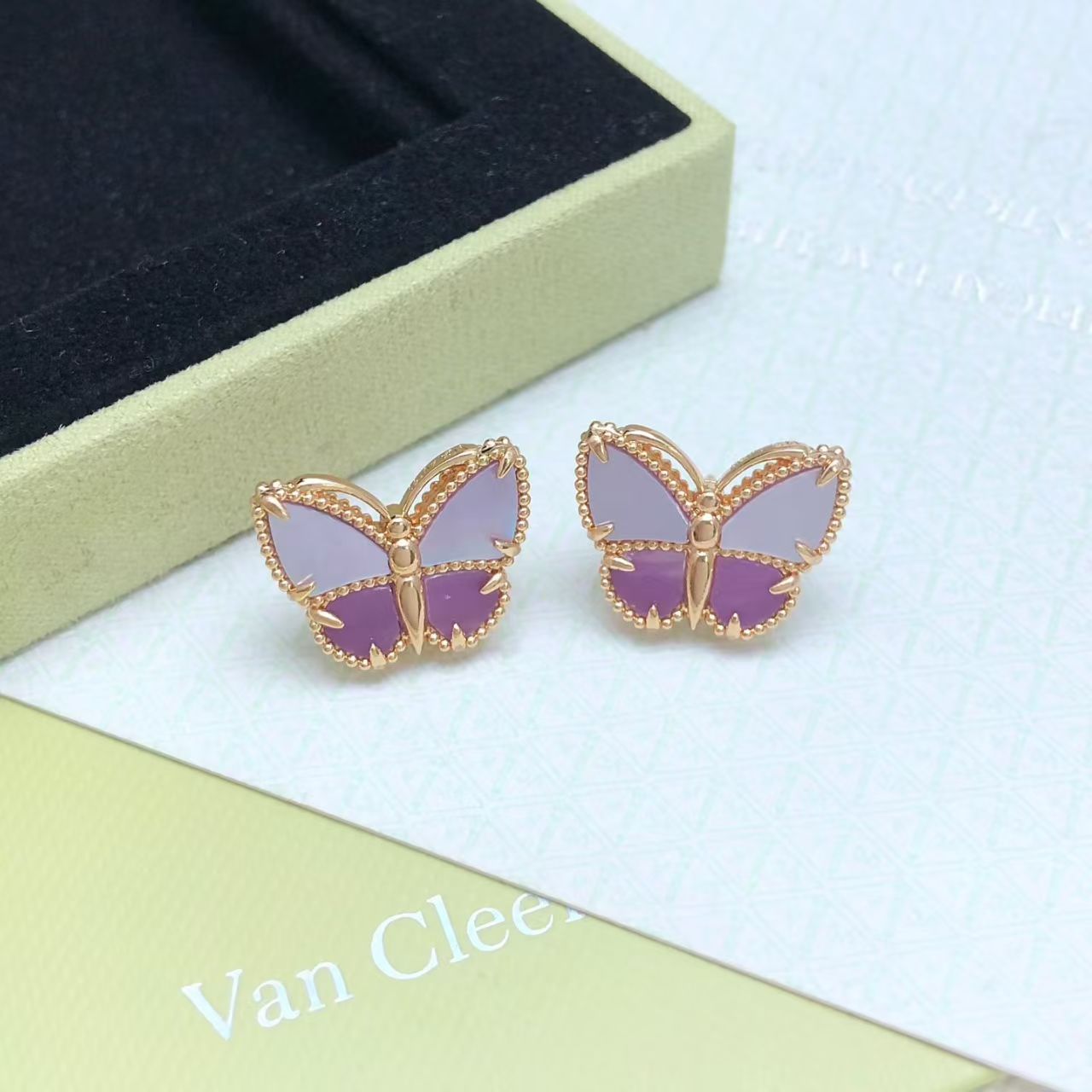 [Aura ] 26 NEW CLOVER LUCKY LIGHT PURPLE SET