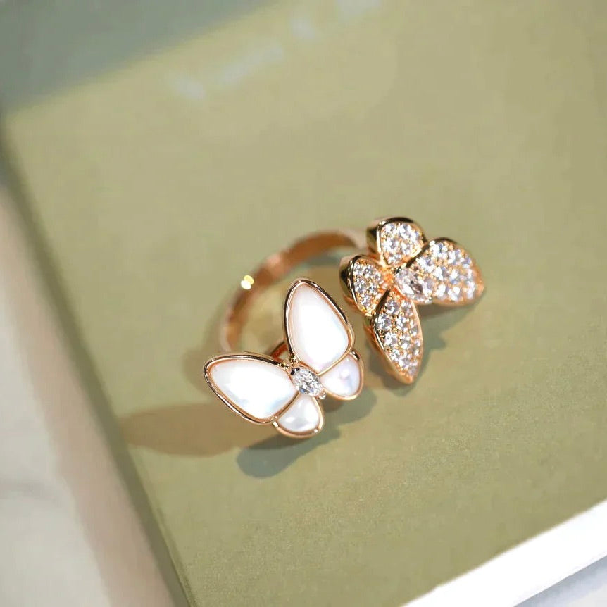 Aura TWIN BUTTERFLY DIAMOND MOP RING