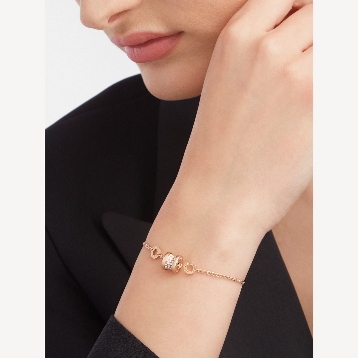 [⭐Veya]ZERO 1 SOFT PINK GOLD MIT DIAMANT-PAVÉ AUF DEM SPIRALARMBAND