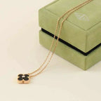 Aura CLOVER 15MM DIAMANT ONYX HALSKETTE