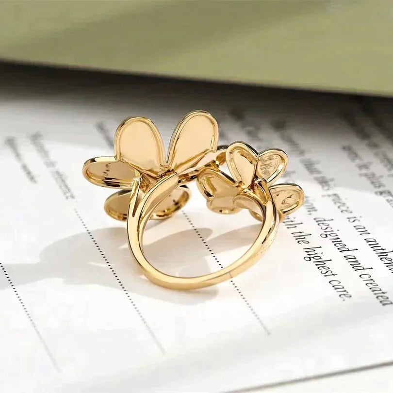 Aura CLOVER COMOS GOLD DIAMOND RING