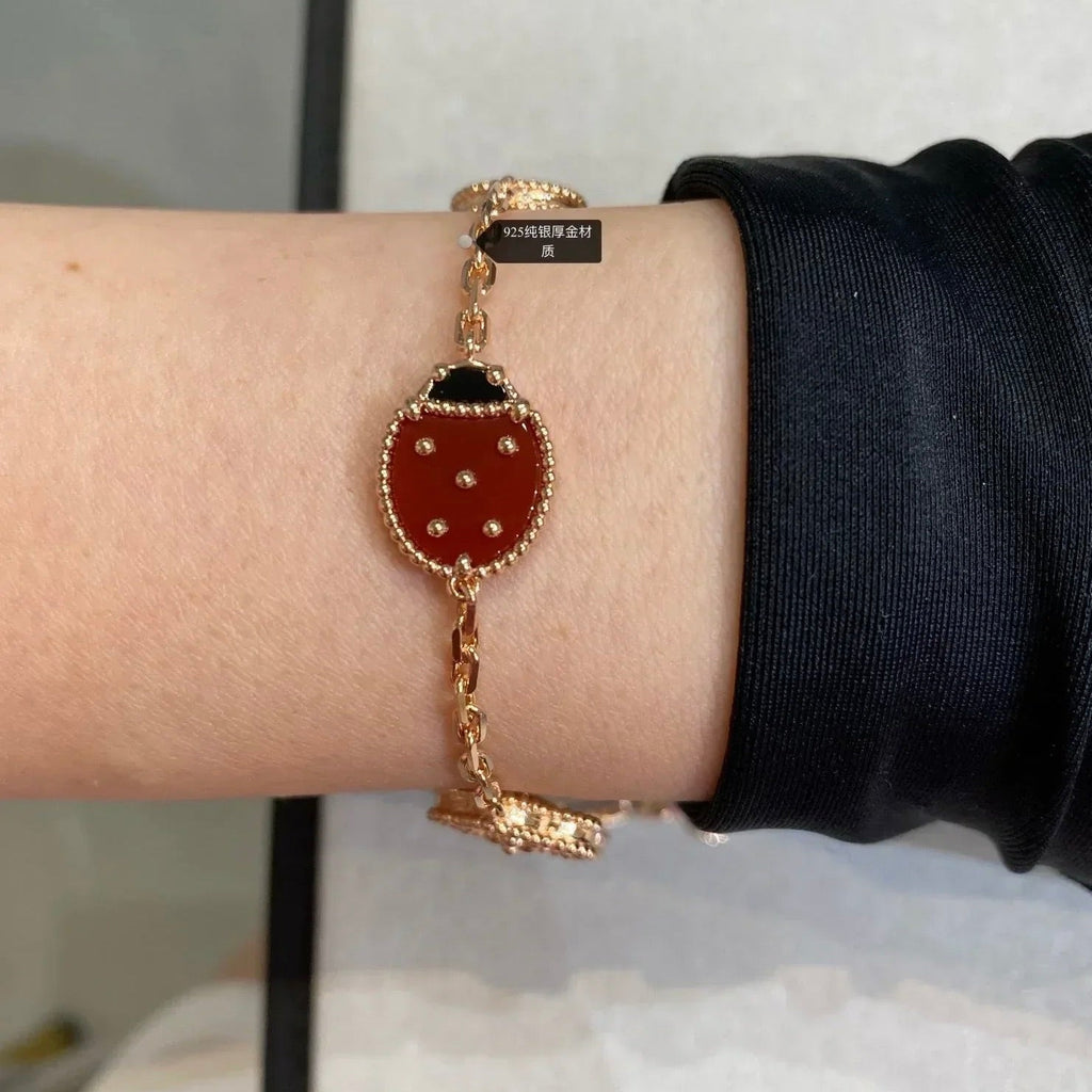 Aura LUCKY SPRING 5 MOTIF BRACELET