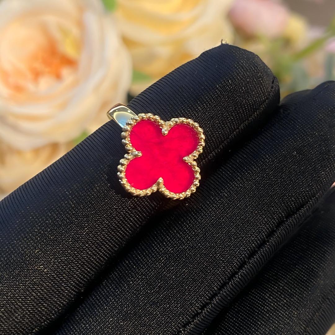 [⭐Aura]NEW CLOVER PINK ENAMEL RINGS