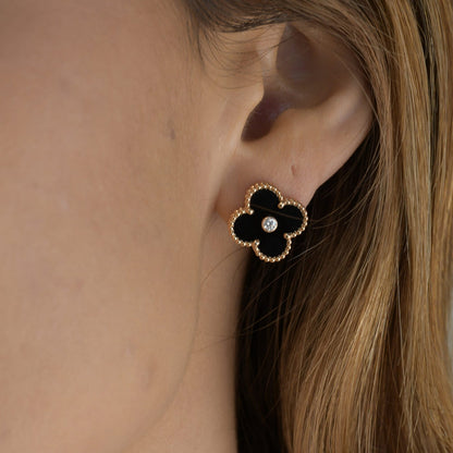 [⭐Aura ]CLOVER MEDIUM 1 MOTIFS ONYX DIAMOND EARRINGS