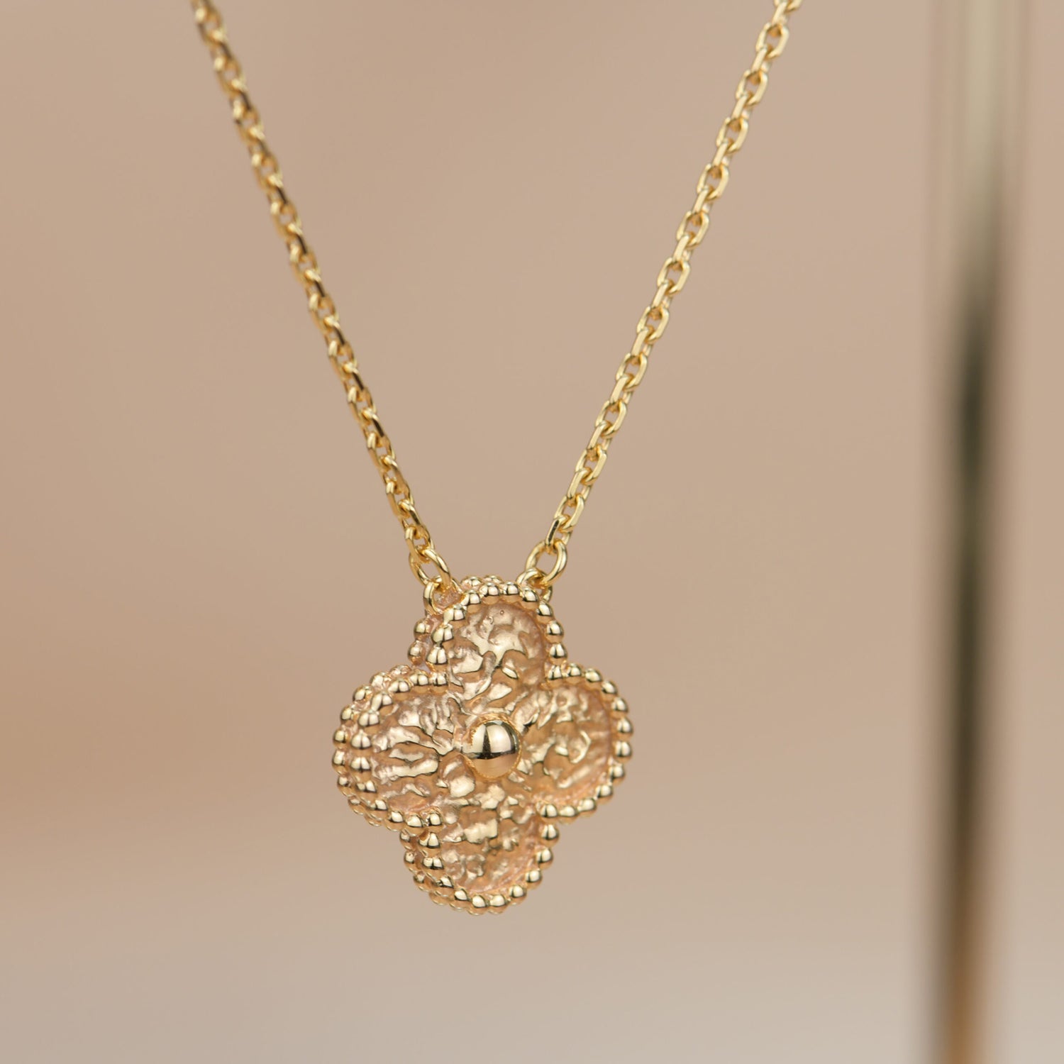 Aura CLOVER 15MM  BRONZING NECKLACE