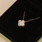 Aura CLOVER 15MM DIAMANTWEISSE FRITILLARIA-HALSKETTE