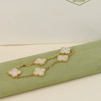 [Aura ]New CLOVER WHITE PEARL MOP 5 MOTIF BRACELET COLLECTION