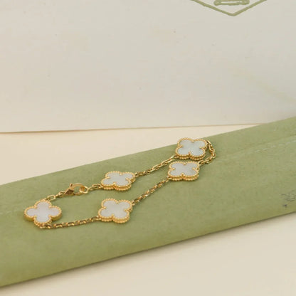 [Aura ]Neue CLOVER WHITE PEARL MOP 5 MOTIV ARMBAND-KOLLEKTION