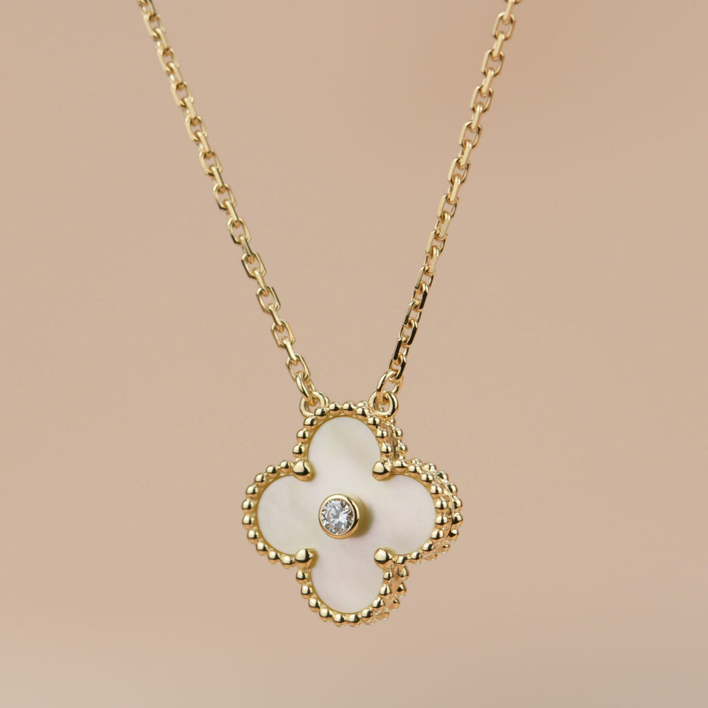 Aura CLOVER 15MM DIAMANT GOLD PERLMUTT HALSKETTE
