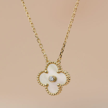 Aura CLOVER 15MM DIAMANT GOLD PERLMUTT HALSKETTE