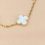 [Aura ]New CLOVER WHITE PEARL MOP 5 MOTIF BRACELET COLLECTION