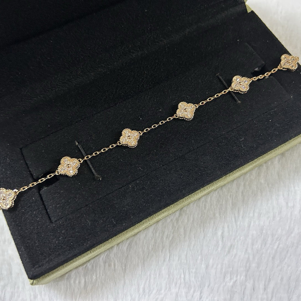 [Aura ]New CLOVER 6 MOTIF DIAMOND BRACELET