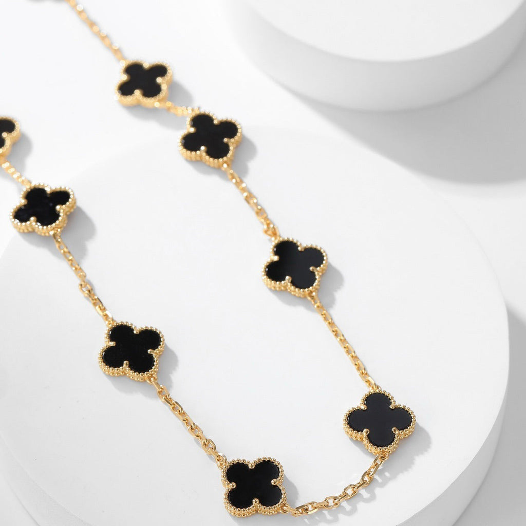 Aura CLOVER 10 MOTIFS ONYX NECKLACE