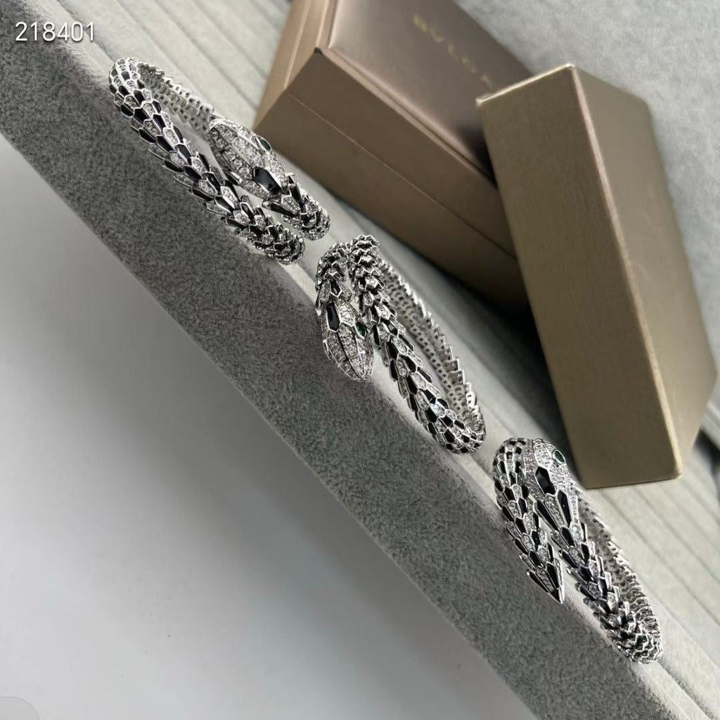 [Aura ] EW OBSIDIAN & DIAMOND SERPENT BRACELET