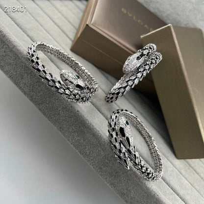 [⭐Aura ] EW OBSIDIAN & DIAMOND SERPENT BRACELET