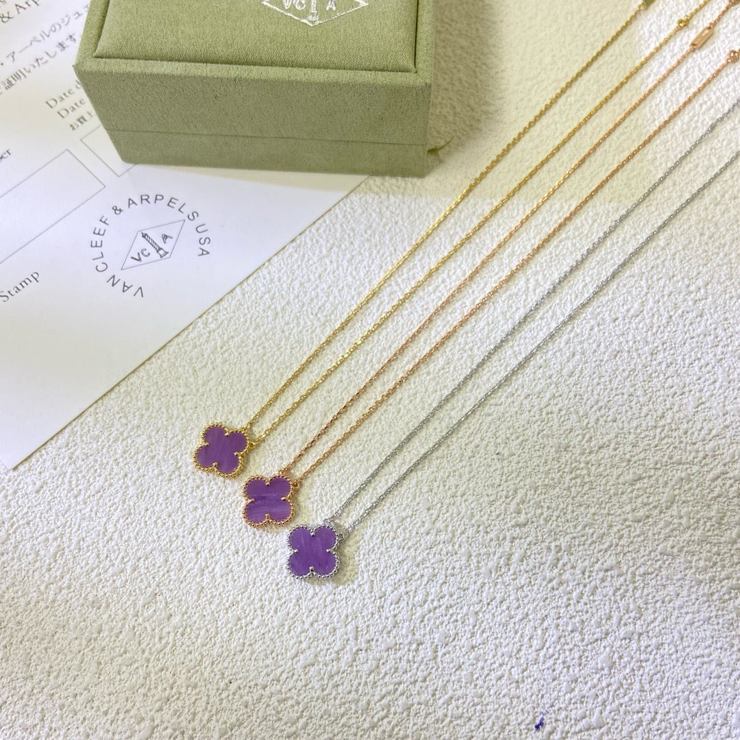 [⭐Aura ]CLOVER 15MM  PURPLE VIOLET NECKLACE