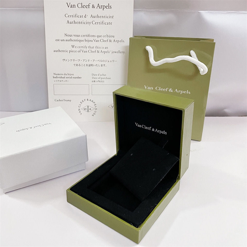 Aura VA GLÜCKSSYMBOLE ARMBAND HALSKETTE RING SCHMUCKDOSE GESCHENKTÜTE