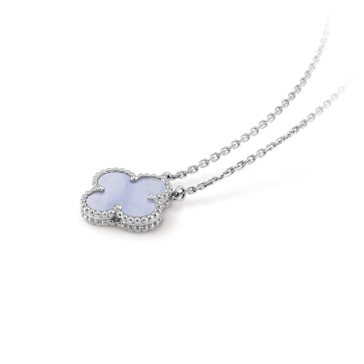 Aura CLOVER 15MM BLAUER CHALCEDON HALSKETTE SILBER