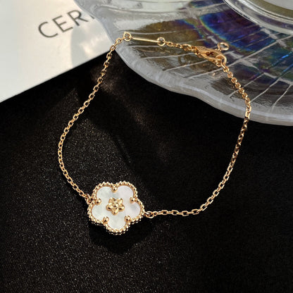 [⭐Aura ]LUCKY WHITE MOP PLUM BLOSSOM  BRACELET