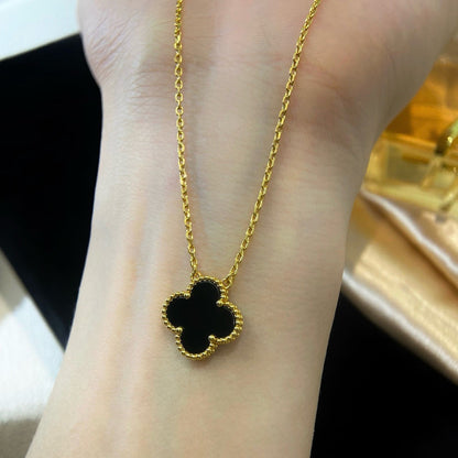 [⭐Aura ]CLOVER 15MM BLACK ONYX SINGLE FLOWER NECKLACE