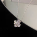Aura CLOVER 15MM DIAMANT EINZELBLUMEN-HALSKETTE