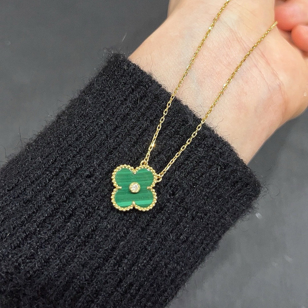 Aura CLOVER 15MM DIAMANT TÜRKISE HALSKETTE