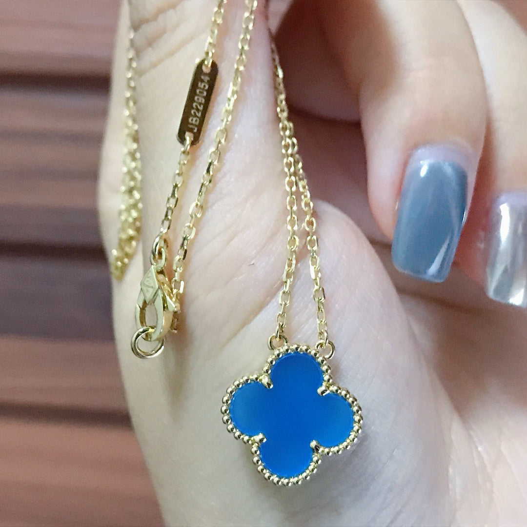 Aura CLOVER 15MM BLUE AGATE NECKLACE
