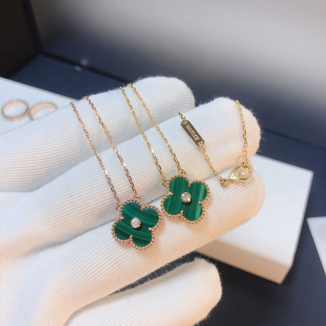 Aura CLOVER 15MM DIAMANT TÜRKISE HALSKETTE