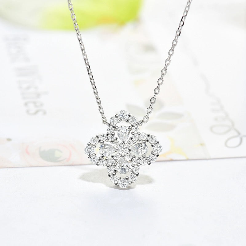 Aura LOOP NECKLACE FULL MOTIF DIAMOND 16MM MULTIPLE COLORS