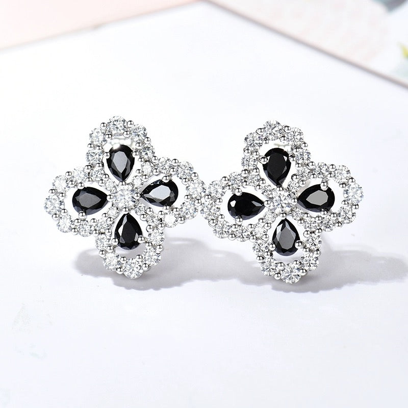 Aura LOOP EARRINGS FULL MOTIF DIAMOND 16MM