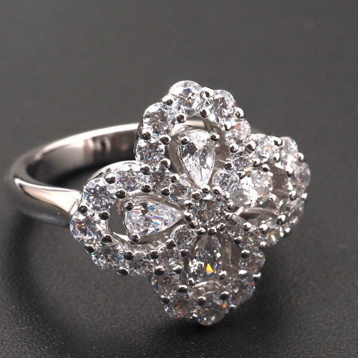 Aura LOOP RING VOLLSTÄNDIGES MOTIV DIAMANT 16MM SILBER