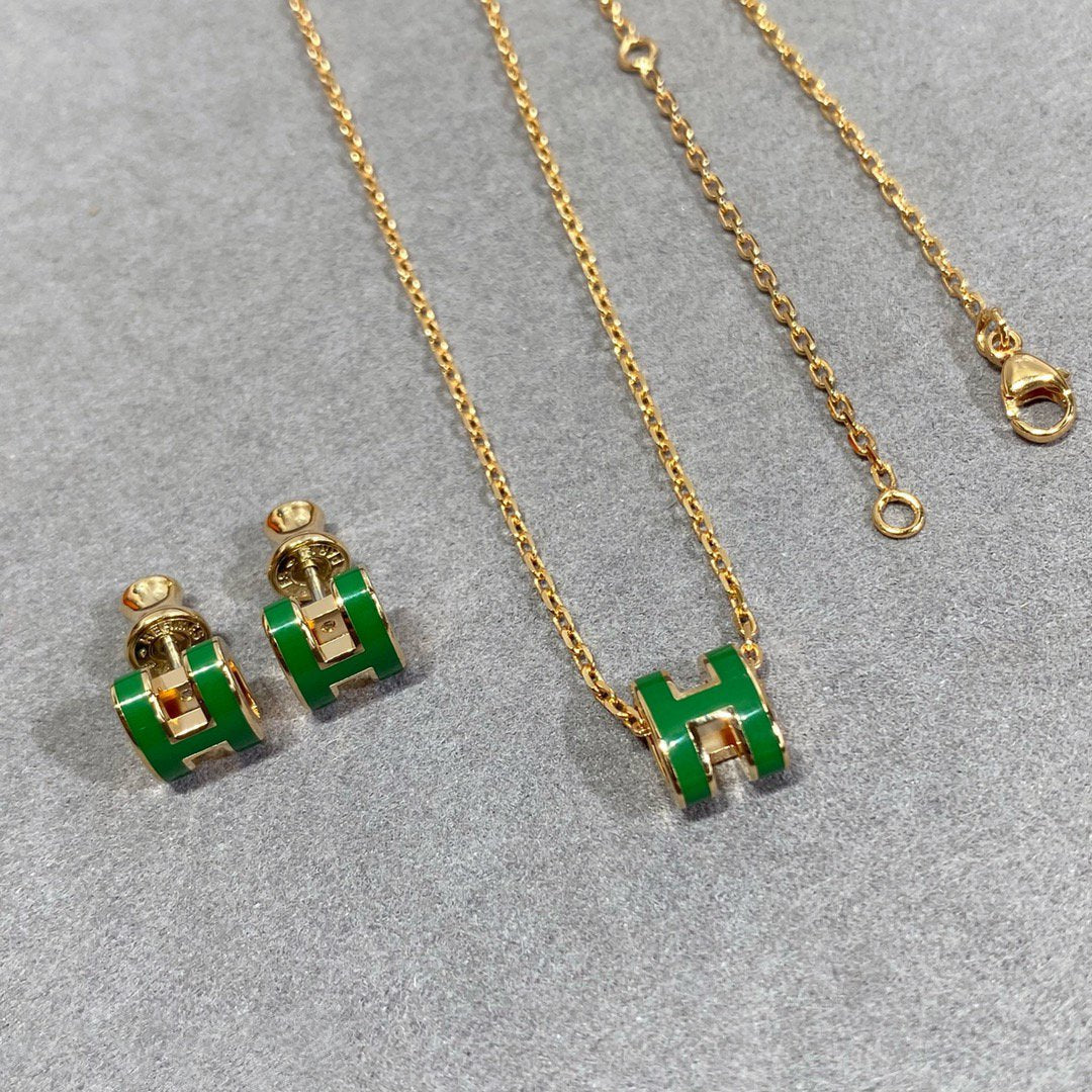 Aura POP H GREEN NECKLACE SILVER AND GOLD
