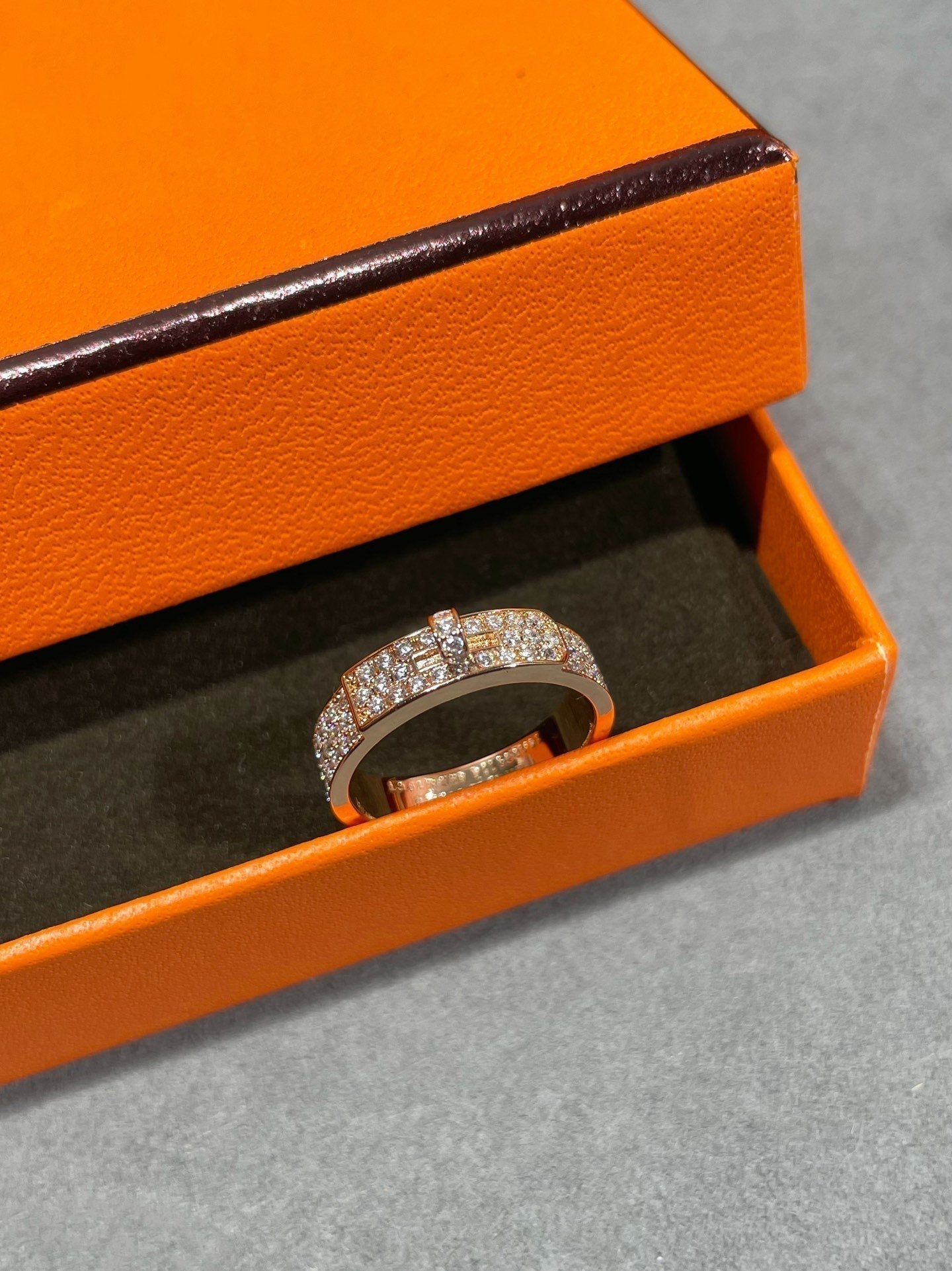 Aura KELLY PINK GOLD DIAMOND RING