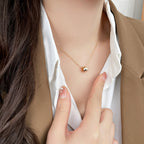 Aura BEE MINI ANHÄNGER DIAMANTENHALSKETTE