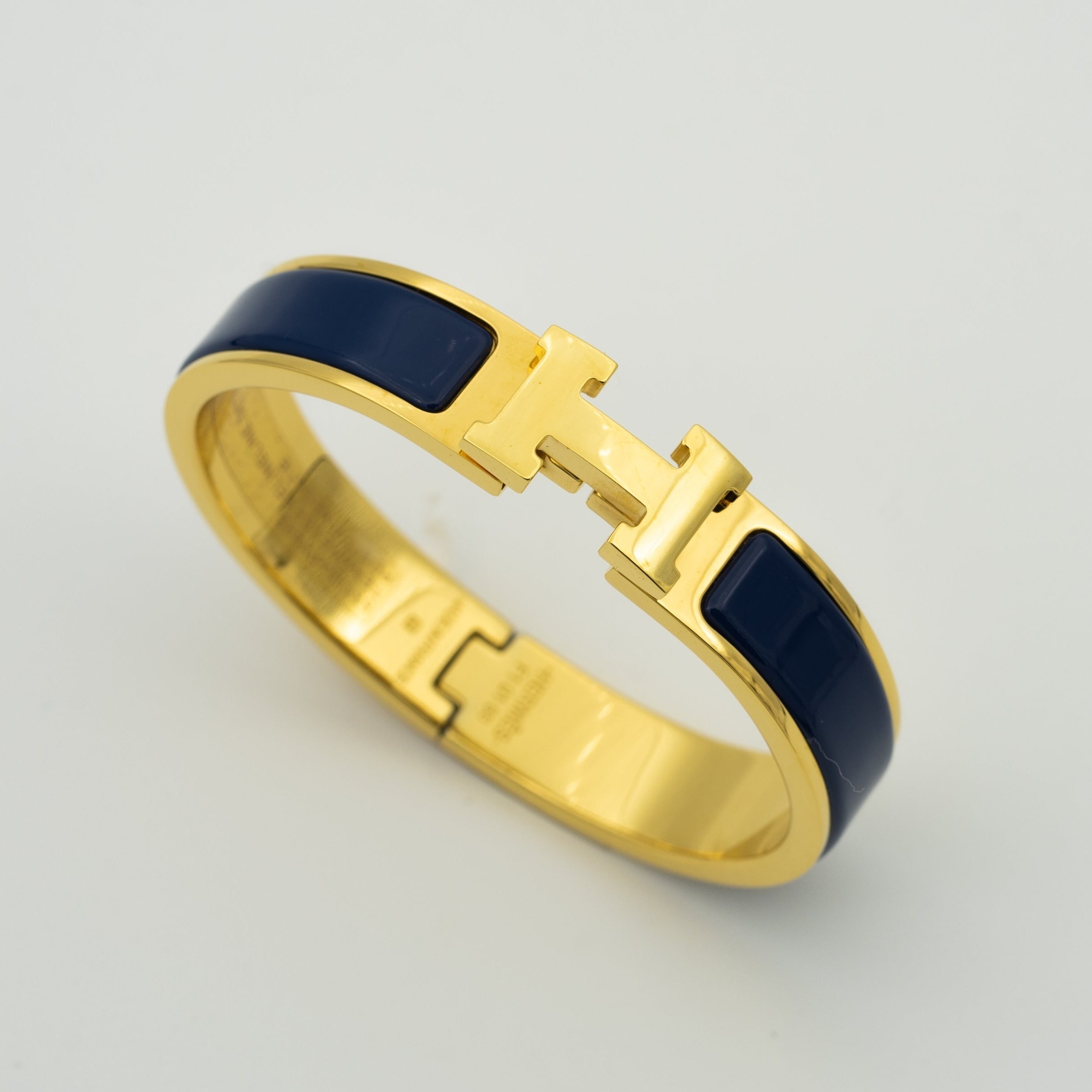 Aura H BLUE BRACELET