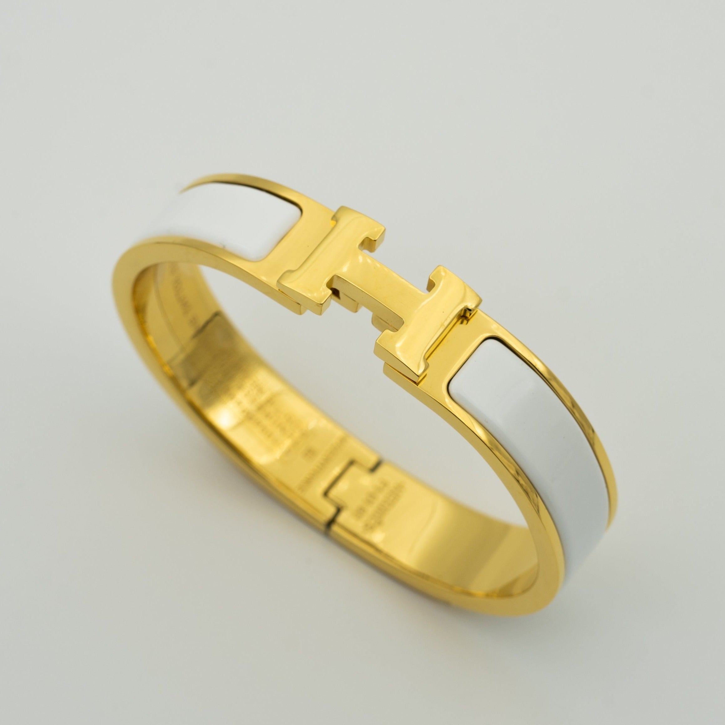 Aura H WHITE BRACELET