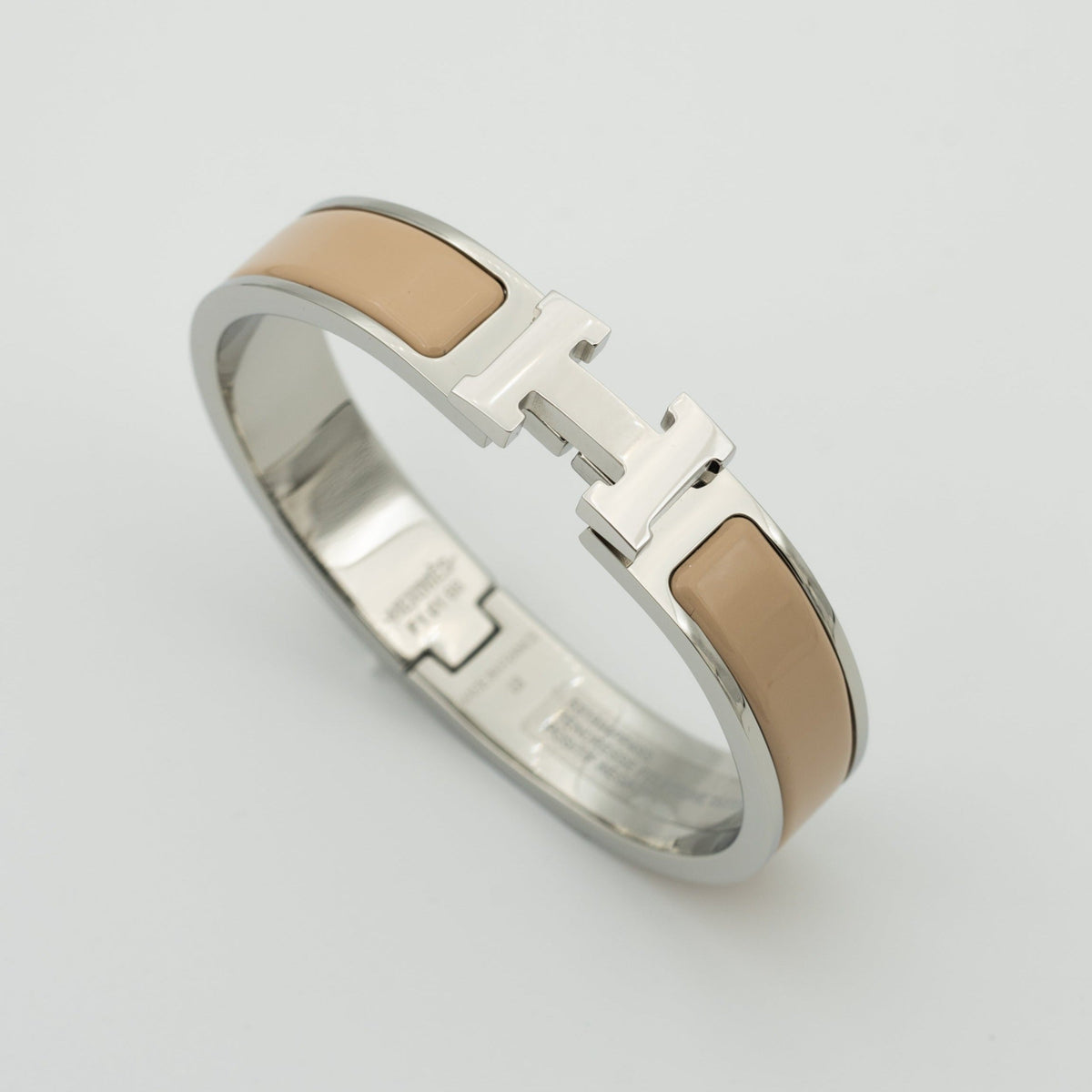 [⭐Aura ]H GREY BRACELET