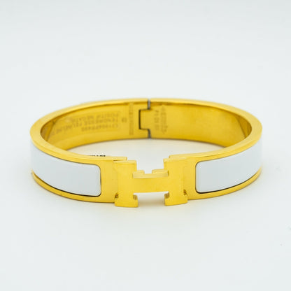 [⭐Aura ]H WHITE BRACELET