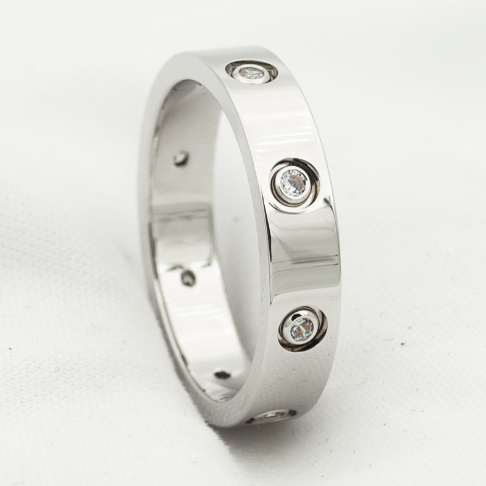 Aura LOVE RING 3.6MM 8 DIAMONDS