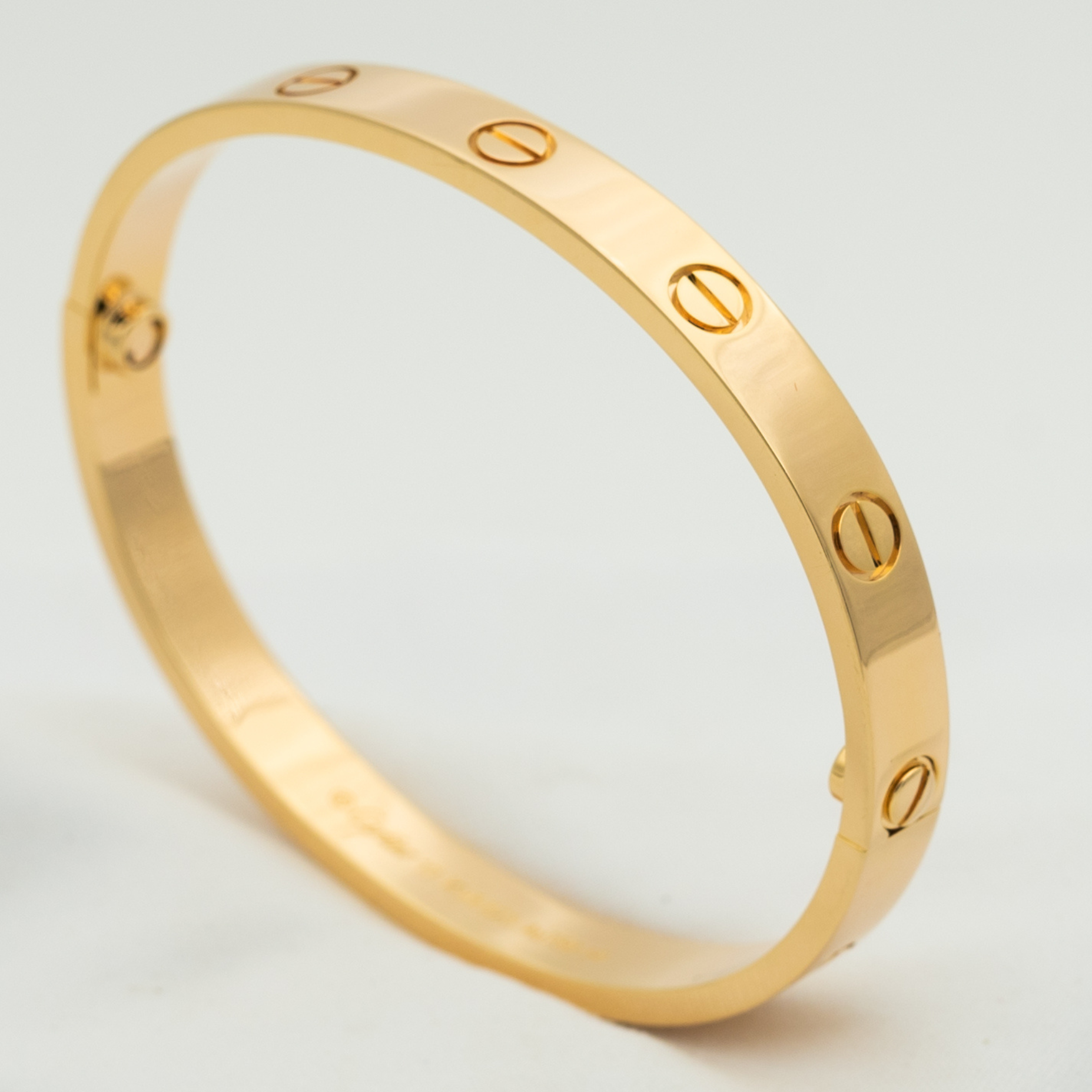 Aura LOVE BRACELET 6.1MM