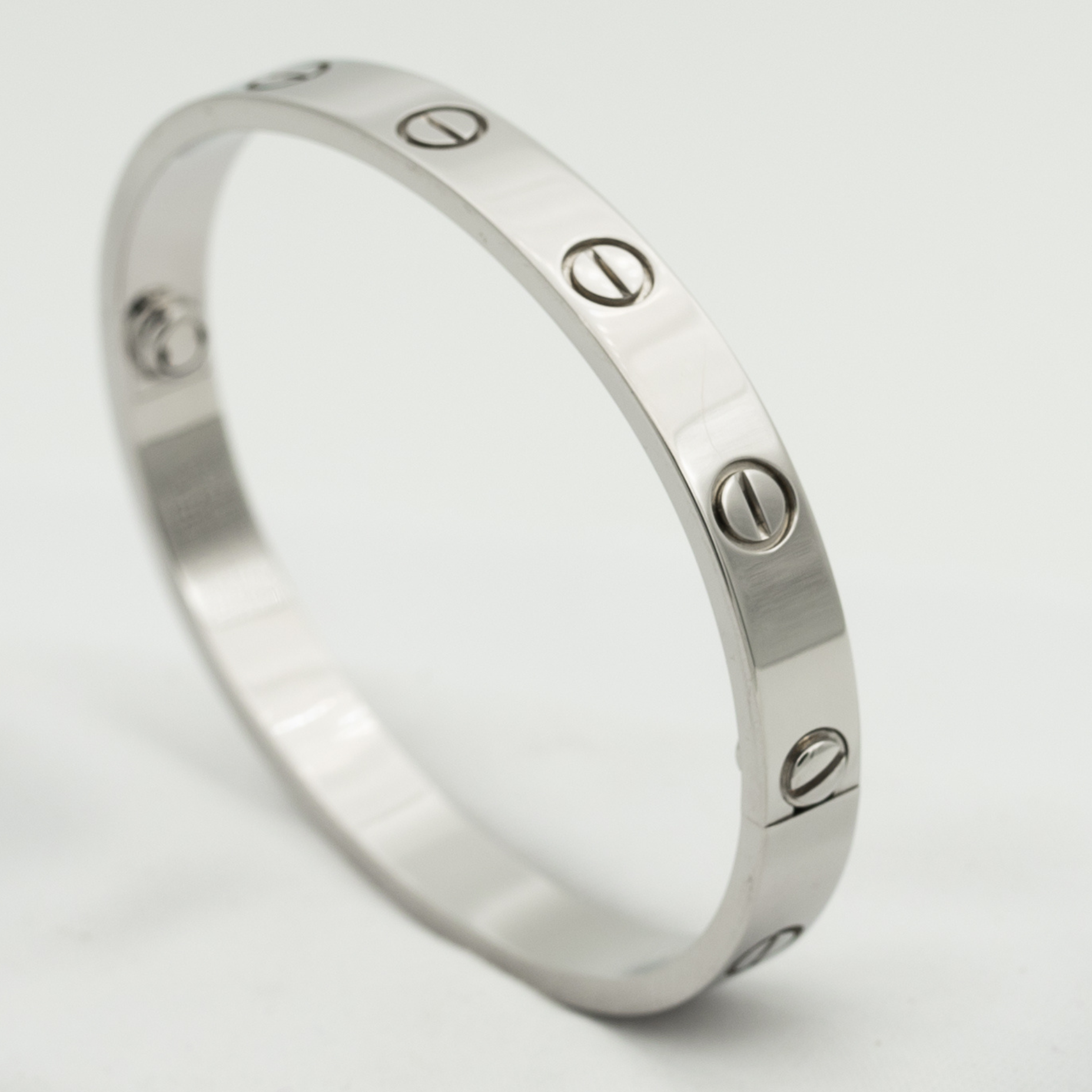 Aura LOVE BRACELET 6.1MM