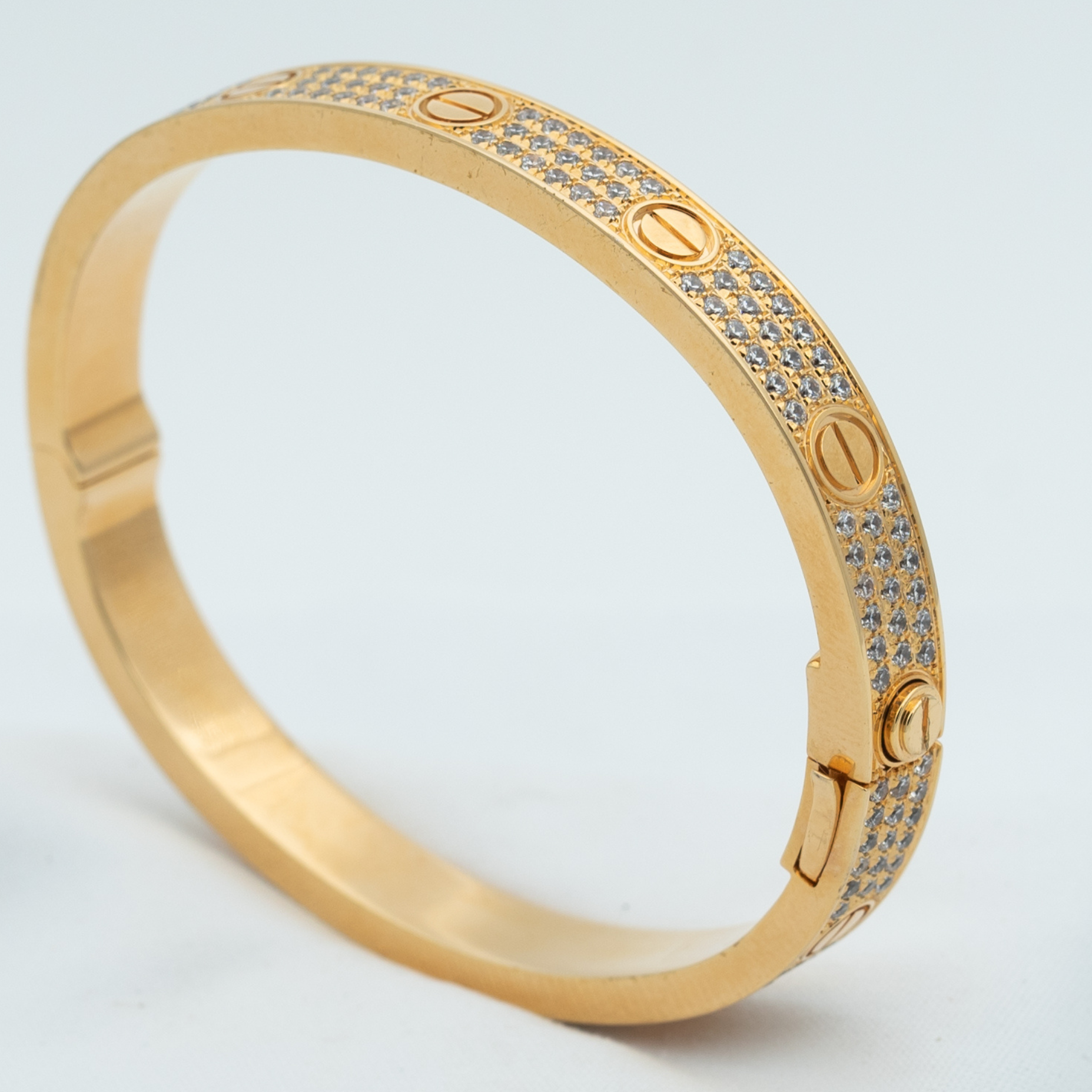 Aura LOVE BRACELET 6.1MM DIAMOND-PAVED