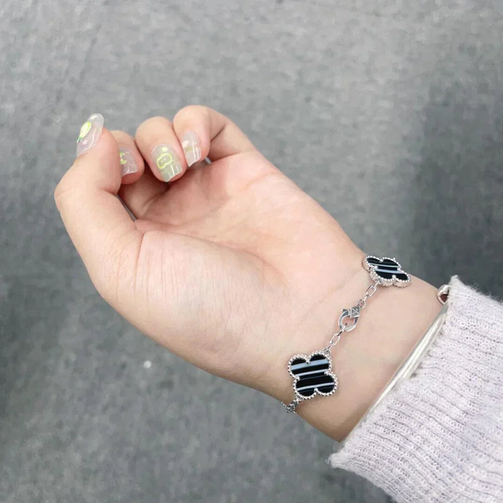 [Aura ]New  CLOVER 5 MOTIF PULSAR STONE BRACELET COLLECTION