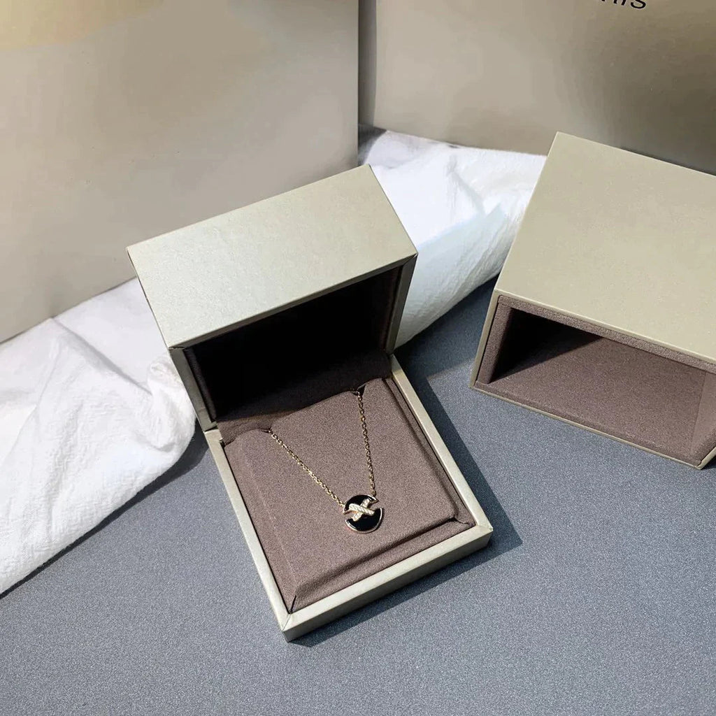 Aura JEUX DE ROSE GOLD DIAMANT HALSKETTE