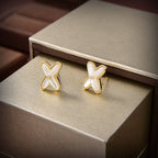 Aura JEUX DE WHITE MOP GOLD DIAMOND EARRINGS